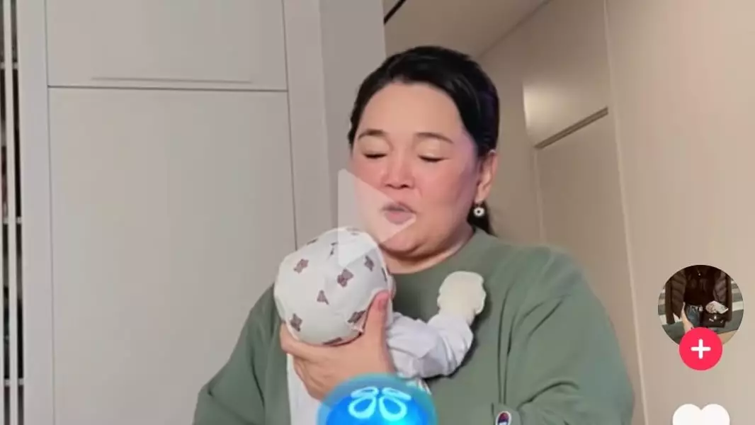 Жанар Айжанованың еміренген видеосы жұрттың талқысына түсті