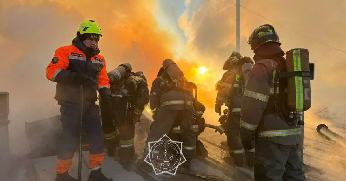  Елордада өндірістік цехтан ірі өрт шықты 