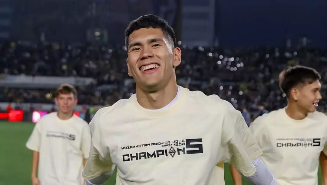 Темірлан Анарбеков сүйіктісін көрсетті