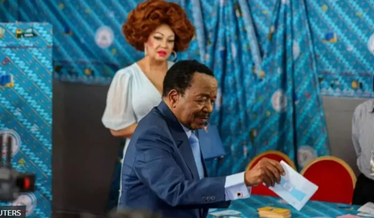 Самый старый президент в мире переизбрался на восьмой срок в Камеруне