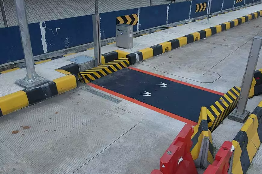 Мажилисмен требует пересмотра правил взвешивания на дорогах