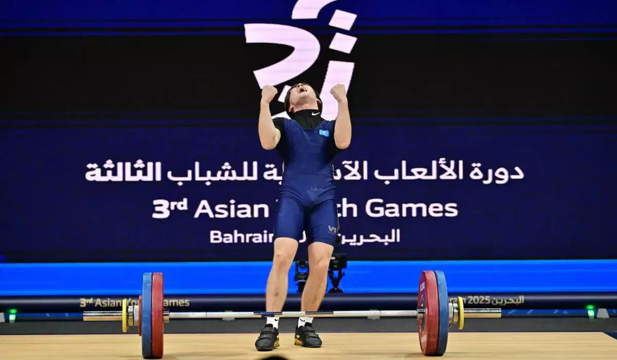 Казахстанские тяжелоатлеты завоевали золото и серебро на юношеских Азиатских играх