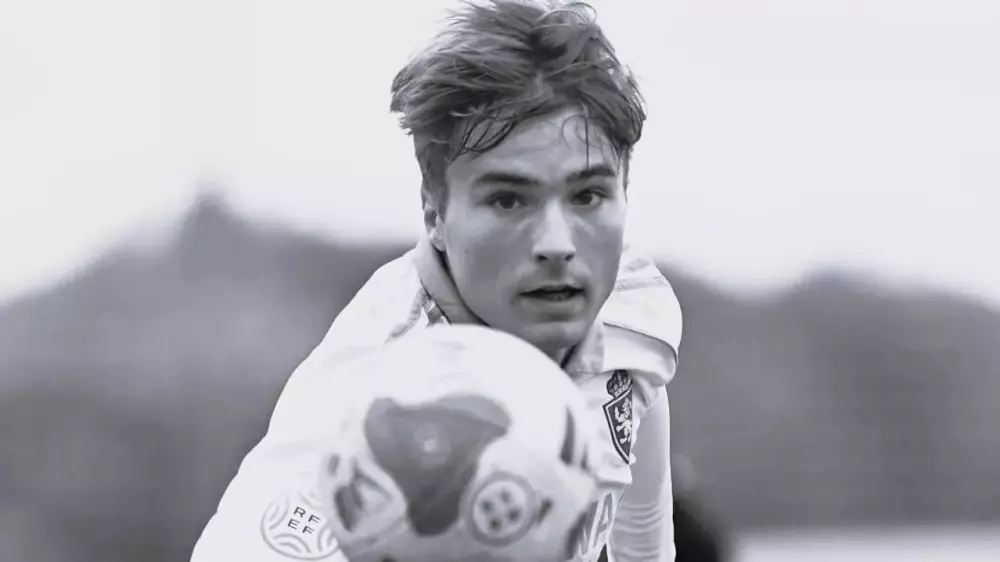 “Безмерное горе“: 15-летний футболист умер в Испании