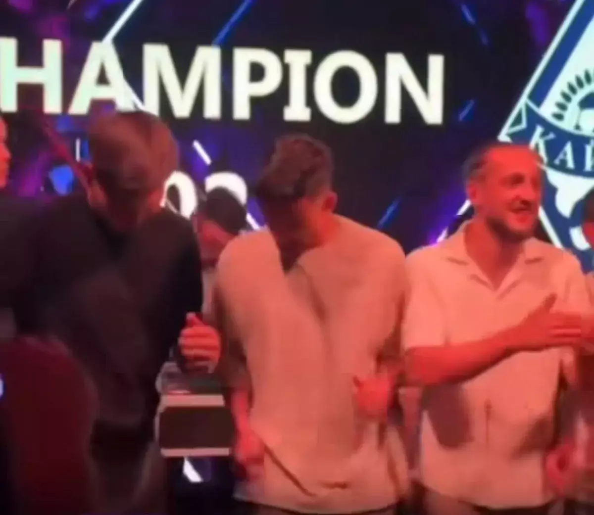 Игроки «Кайрата» загуляли в ночном клубе после победы в чемпионате Казахстана