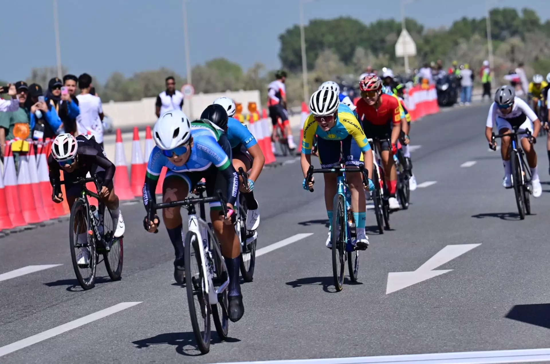 Азиада-2025: Өзбекстан велоспорттан Қазақстанды шаң қаптырып кетті