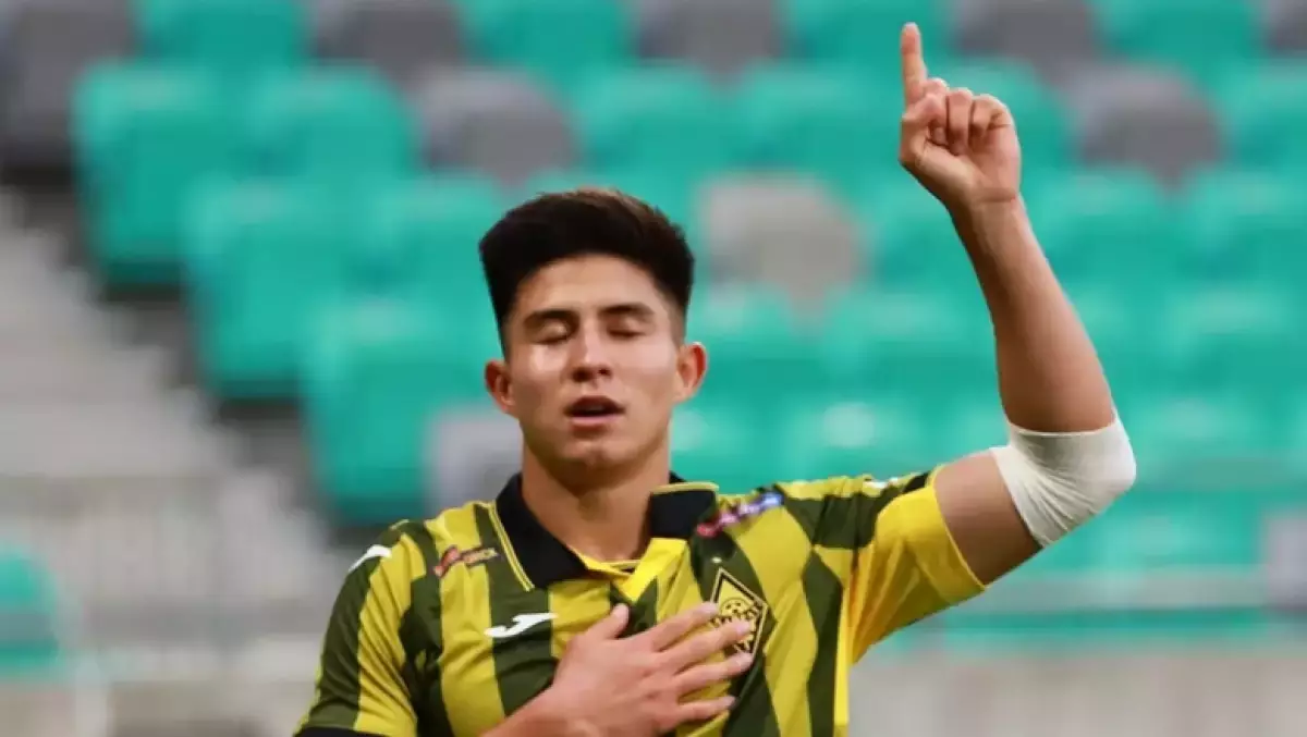 «Челси» футбол клубы Дастан Сәтпаевқа қатысты тосын мәлімдеме жасады