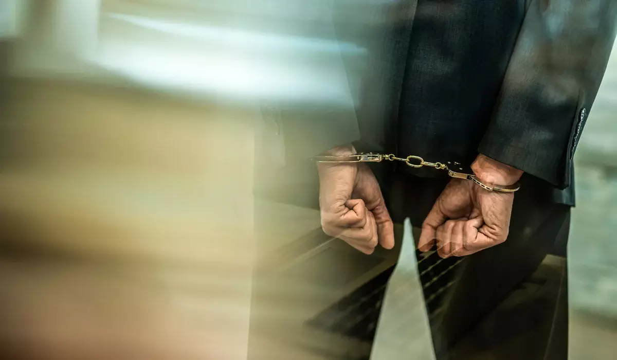 КНБ расследует хищение 191 млн тенге и взятку в Туркестанской области