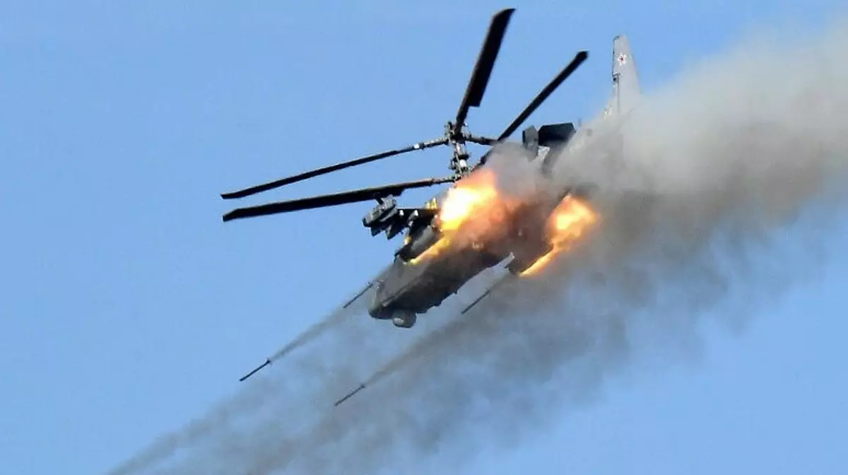 Российский вертолёт Ка-52 сбит своими в восточной Украине