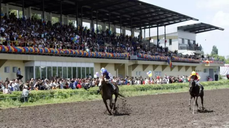 Нұрсейіт Жылқышыбай: Алматыда тарихи ипподром сүрілмекші