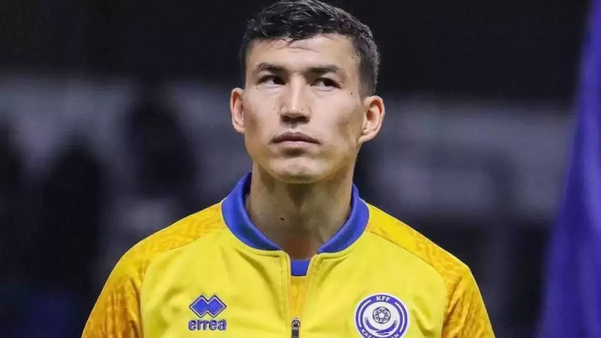 Сборная Казахстана вновь сыграет без Зайнутдинова