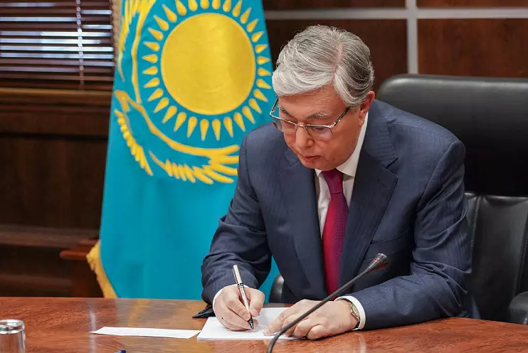 "Грязные деньги" под прицелом: Токаев подписал закон о создании международного центра