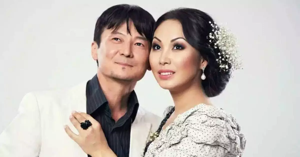  `Бір жапырақ қағаз да бұйырмады`: Қарақат Әбілдина күйеуін қорғап шықты (ВИДЕО) 