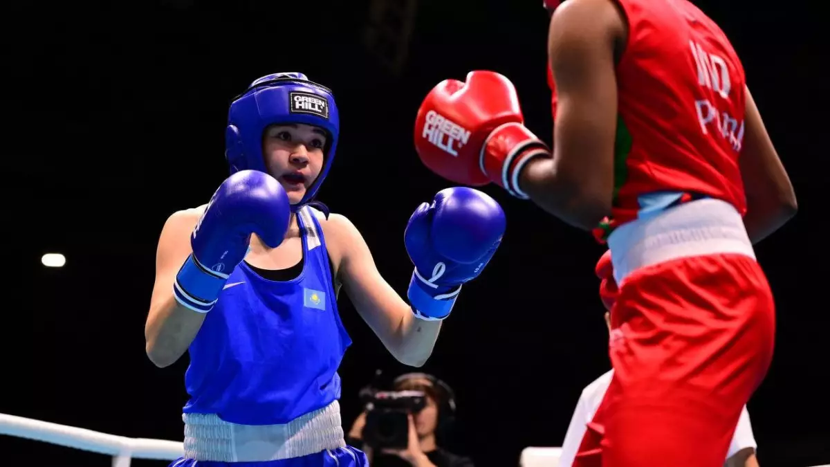 Жасөспірімдер Азиадасы: боксшы Рамина Маханова қола жүлдеге ие болды