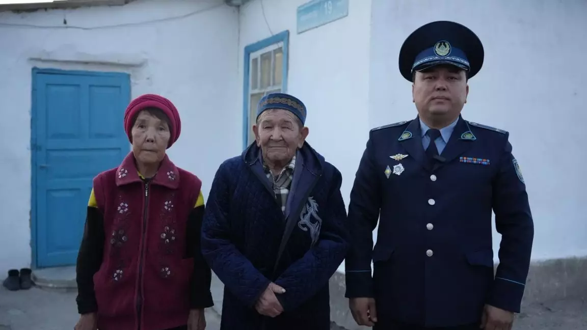 Өртте жоғалған өмірлік құжаттар 28 жылдан кейін қайта рәсімделді