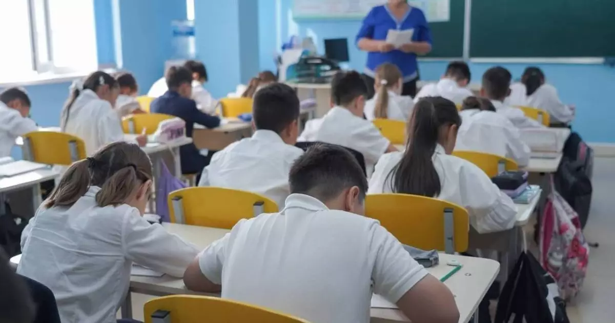  Сүйінші, ағайын! Енді кей мұғалімдердің сағат саны көбейетін болды 