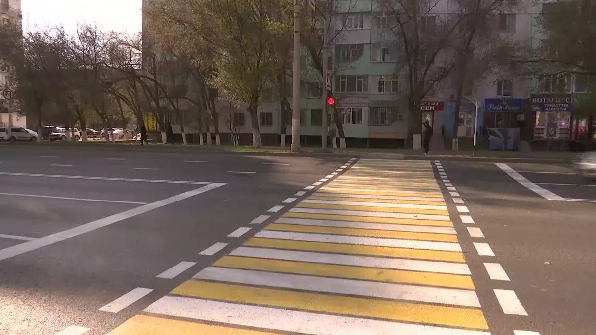 Ақтөбеде такси жүргізушісі 7 жастағы қызды қағып кетті