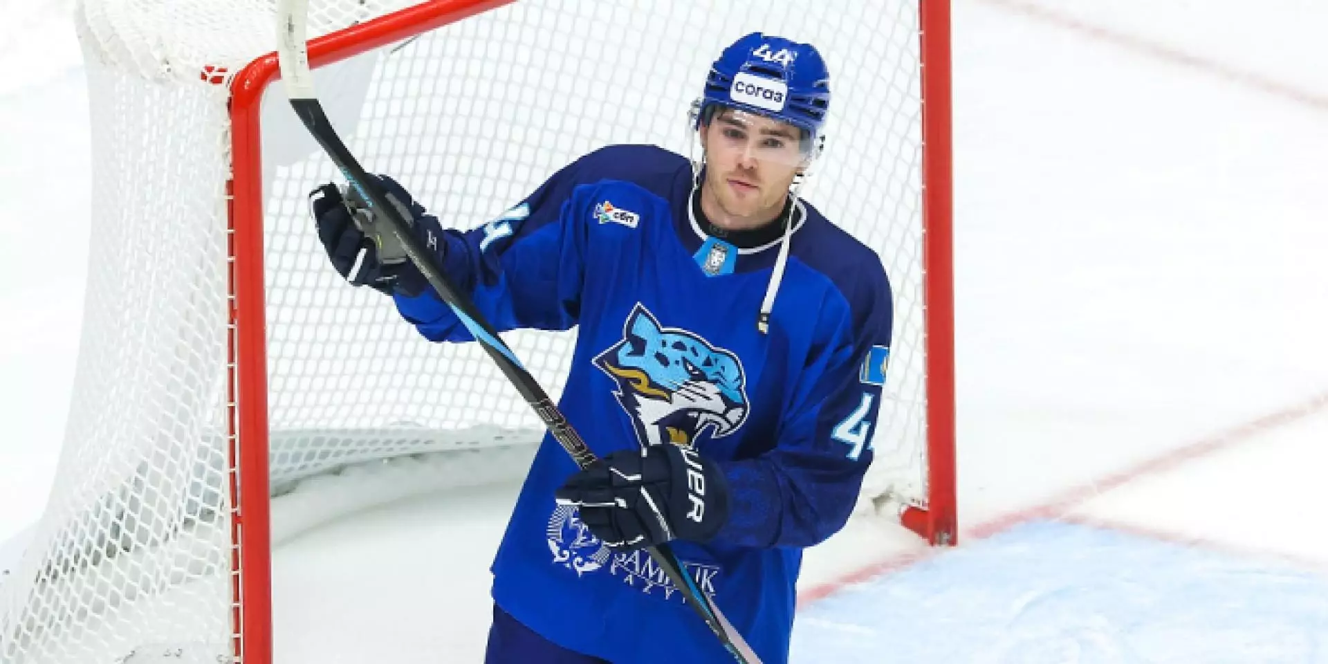 Защитник «Барыса» неожиданно возглавил гонку снайперов КХЛ