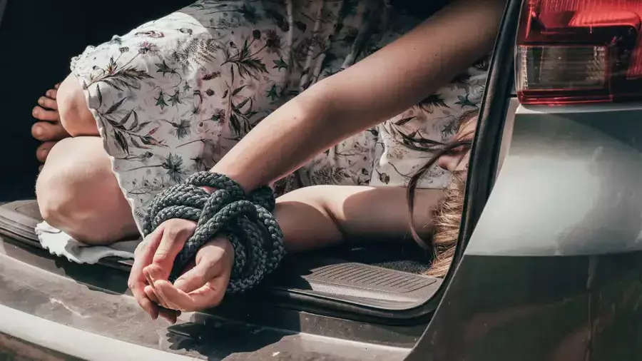 "Шағым жоқ": Таразда тапа-тал түсте қыз алып қашқандар тергеліп жатыр