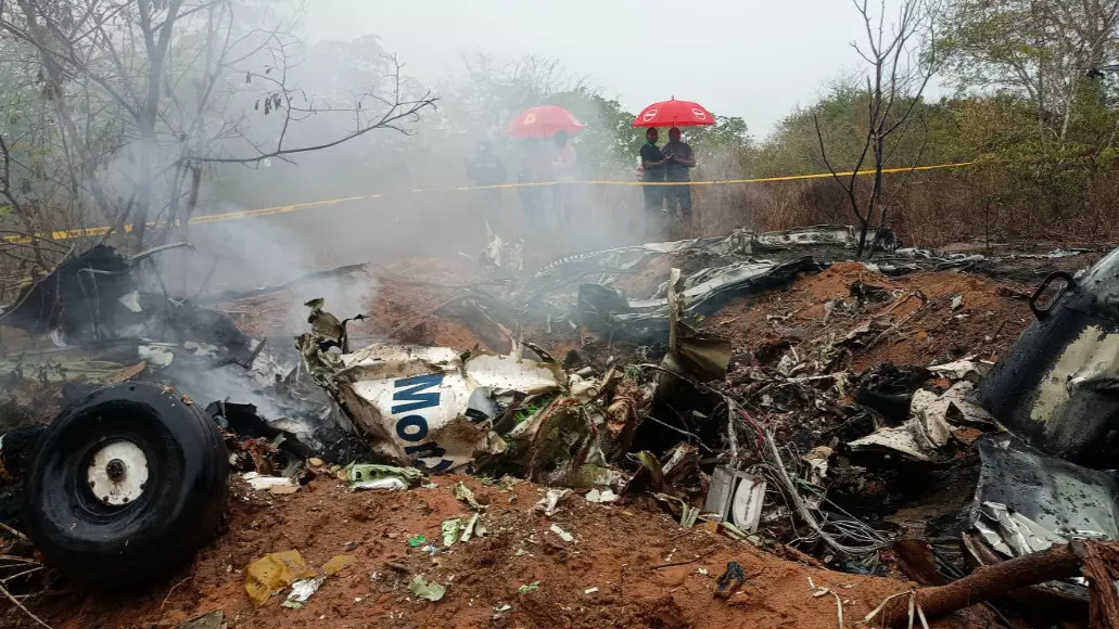 Кенияда шетелдік туристер мінген ұшақ апатқа ұшырады