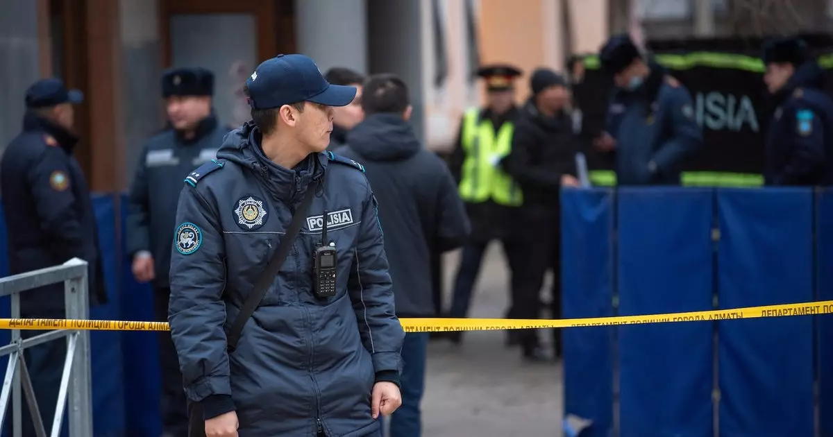 В Казахстане предотвратили теракт и образовался затор на границе.