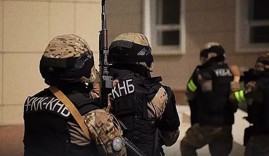 В Казахстане раскрыли подробности предотвращения готовившегося иностранцами теракта.