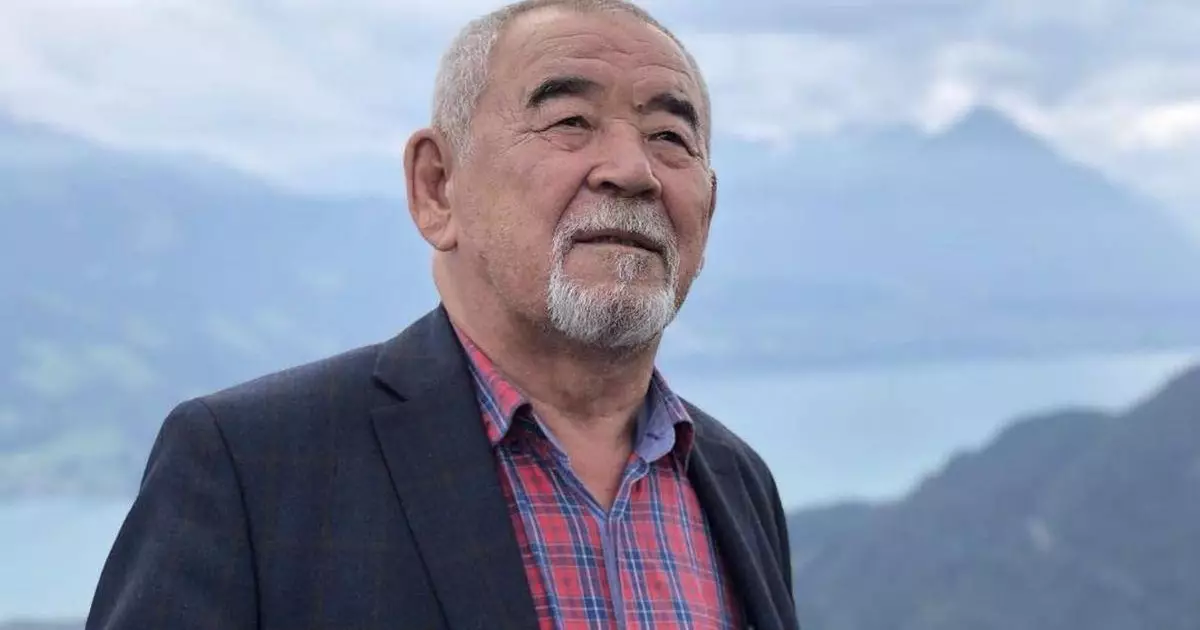  Айтыстың аңызы Жүрсін Ерманның ақтангер Оразалы туралы естелігі 