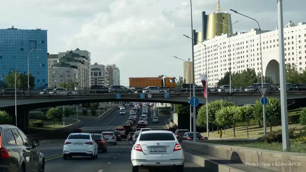 Названо количество автомобилей в Казахстане