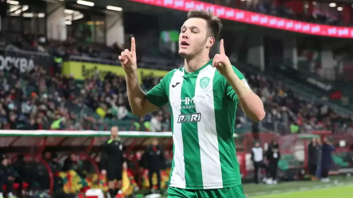 Максим Самородов Ресей Премьер-лигасының үздіктер қатарына кірді