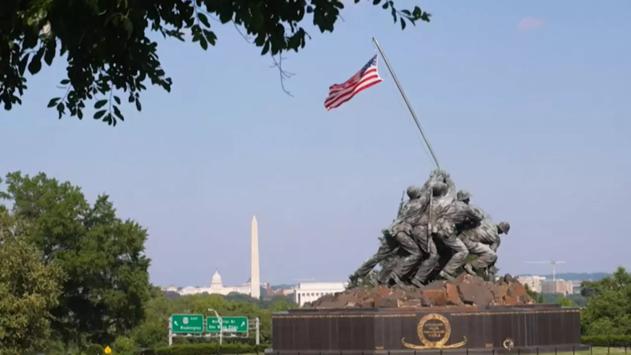 Сенат в 13-й раз проголосовал против законопроекта о бюджете