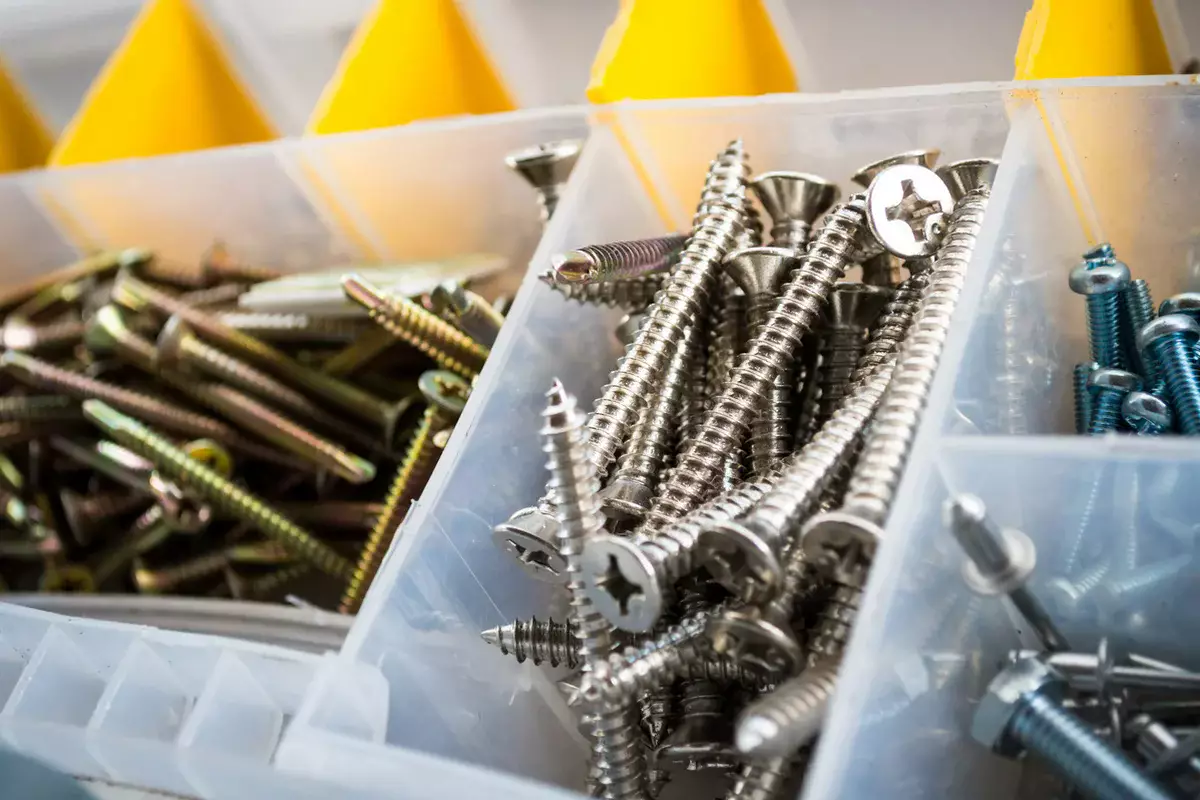 Годовалый малыш проглотил шуруп: туркестанские хирурги спасли ребенка