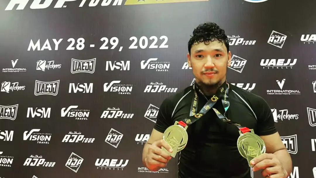 «Если ребёнку не хватает уверенности – отдайте его в спорт»:  Интервью с Дауреном Саменовым