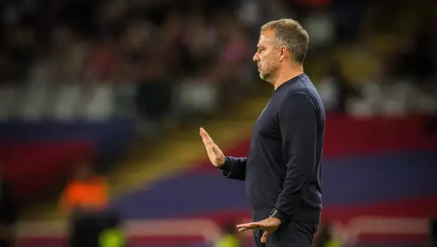 Флик сорвался в раздевалке "Барселоны" и раскритиковал звезду после матча с "Реалом"