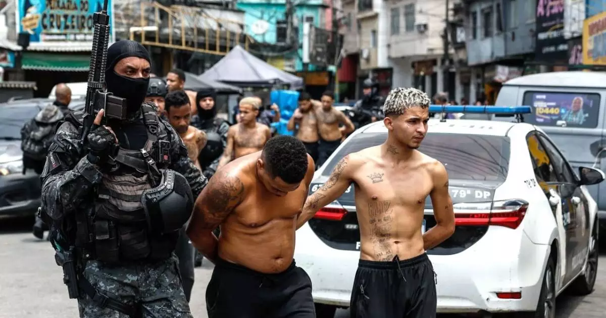  Рио-де-Жанейрода есірткі картельдерімен қақтығыс жүріп жатыр: 60 адам қаза тапты 