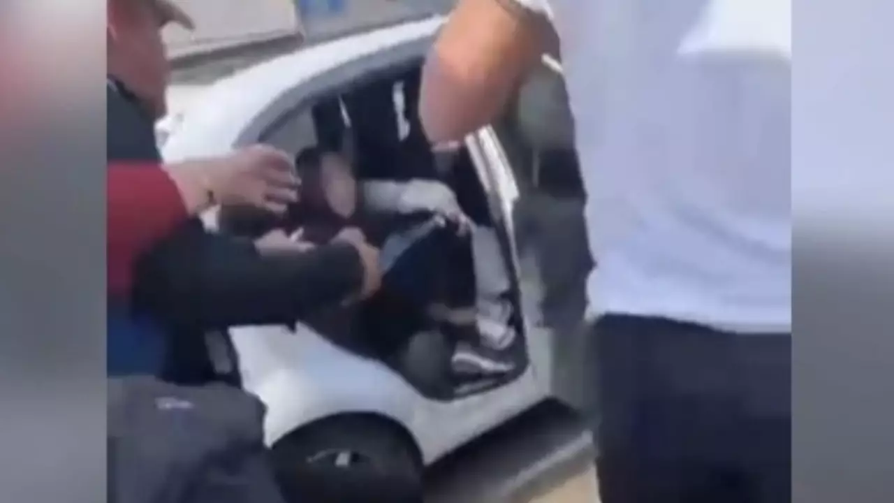 Таразда талтүсте қыз алып қашқандар ұсталды