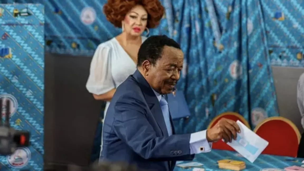 Әлемдегі ең қарт президент сегізінші рет сайлауда жеңіске жетті