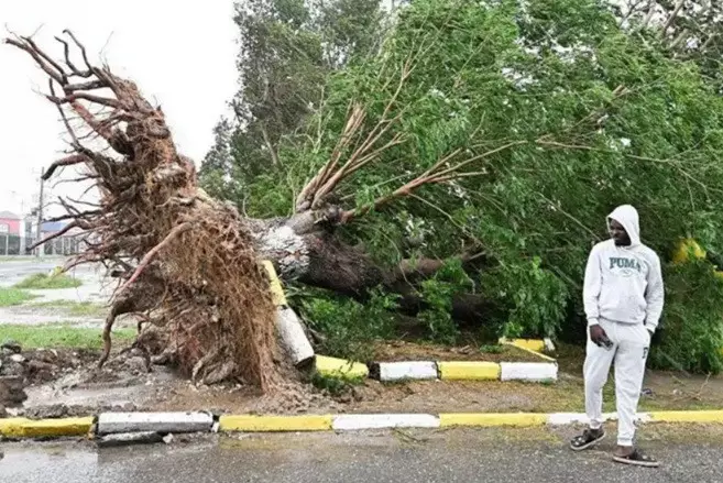 Смертельный ураган "Мелисса" обрушился на Ямайку
