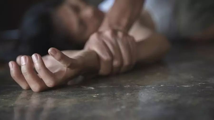 Түркістан облысында 16 жастағы қызды зорлағандардың ісі жабылып қалды