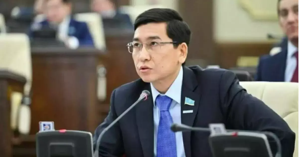   Табылған тарихи жәдігерлер шаң басып шашылып жатыр – Асхат Аймағамбетов   