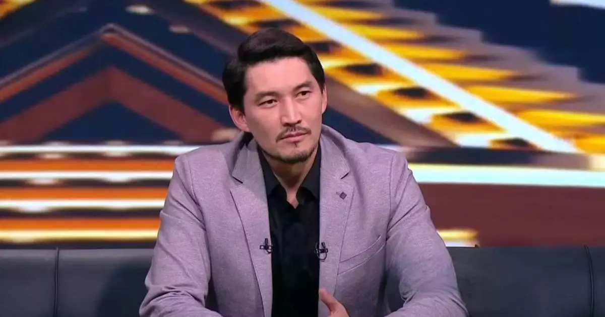  «Жарымның ұсынысы»: Әділ Ахметов отбасын неге құпия ұстағанын айтты 
