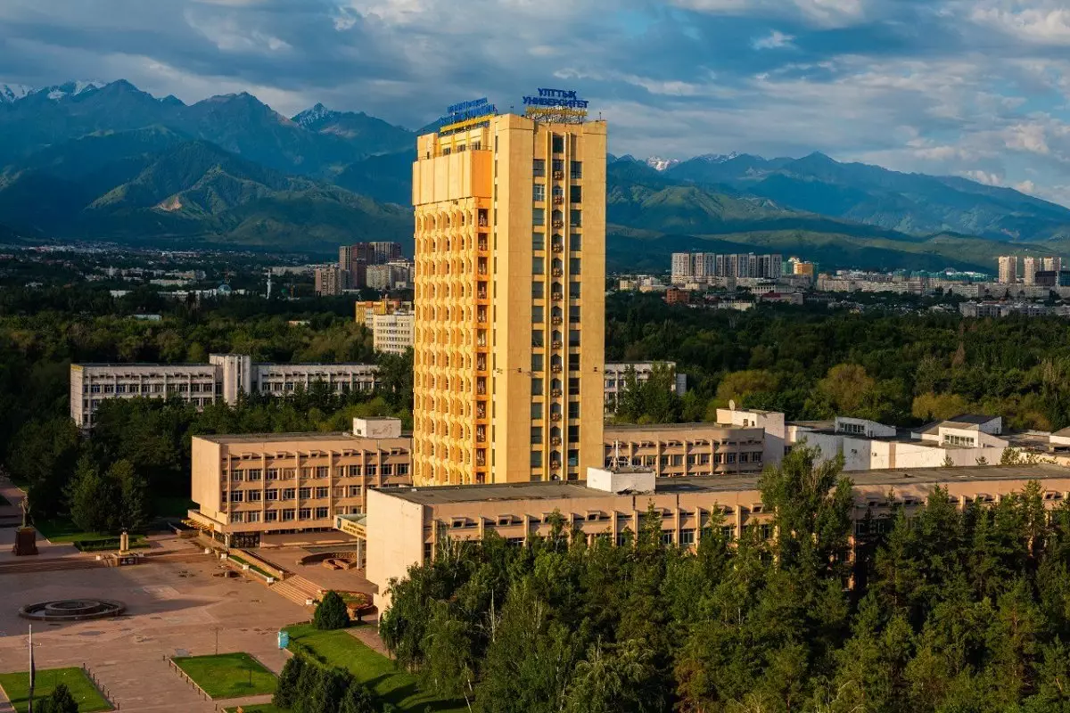 Казахстанские ученые разрабатывают ИИ для здорового сна и долголетия