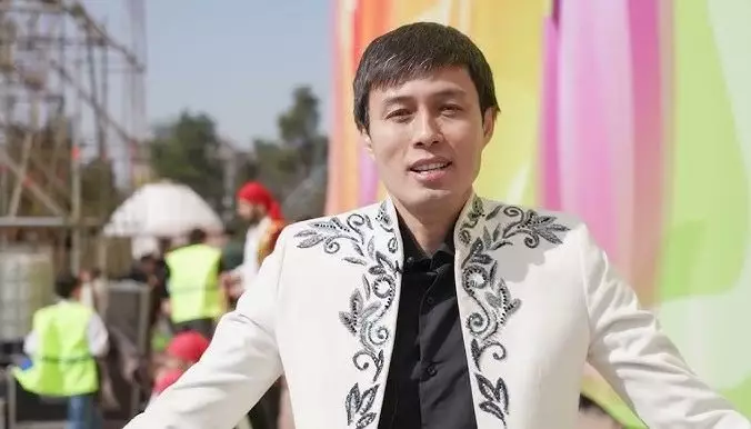 Ердос Қанаев әкесін жер қойнына тапсырды