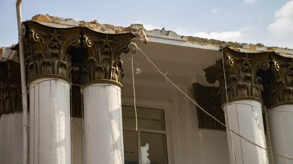 Реконструкция или стройка: что происходит со школой № 56 в Алматы