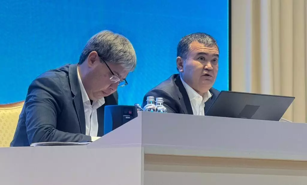 Аким Астаны призвал не верить слухам о своей отставке