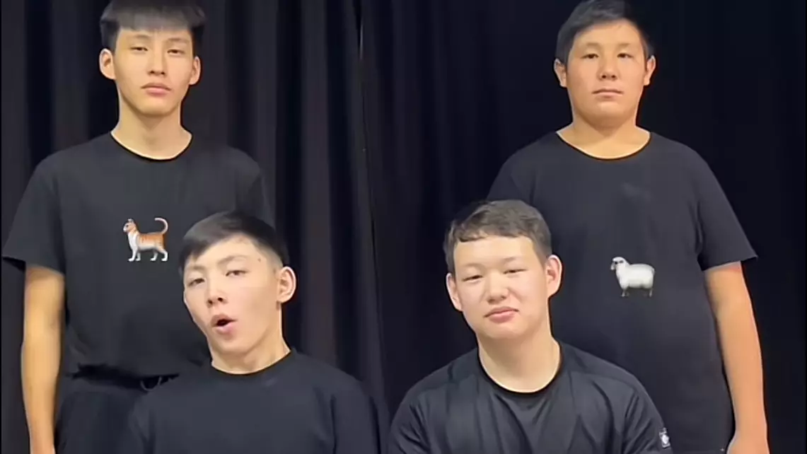 «Өтті» – Талантты студенттер Ұланғасыр Қамидің әніне күлкілі кавер жасады