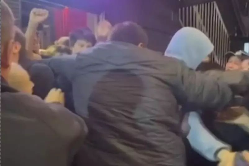 Пьяные школьники отмечали Хэллоуин в ночном клубе Алматы