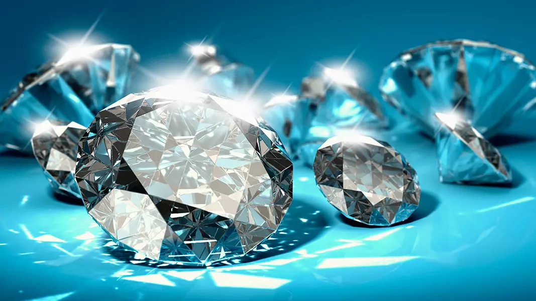 Сирек кездесетін гауһар мен зергерлік бұйымдар аукционға қойылады