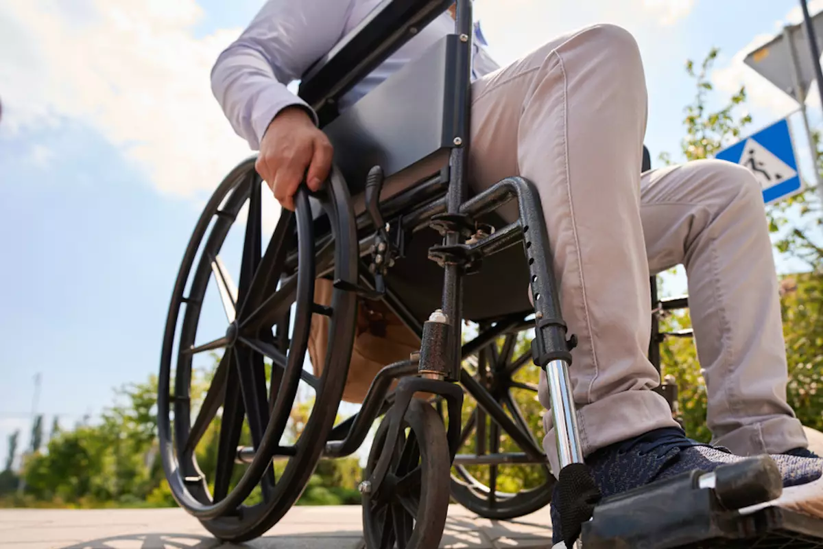 Более 17 тысяч атыраусцев с инвалидностью получили социальную помощь