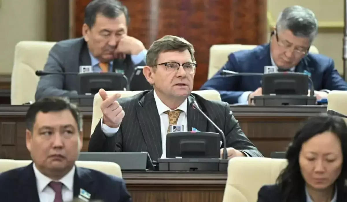 Депутаттың дауысы мен түрін қолдан жасағандар оның туыстарын алдап кете жаздаған