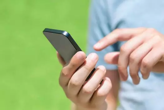 "Тарифы – космос!": Мажилисмен обвинил операторов в наглости