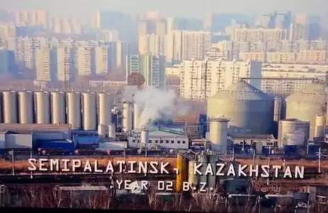 «Бұл - Қазақстан ғой, мұнда ешнәрсеге ақша жоқ»: танымал сериалдағы диалог жұртты ашуландырды